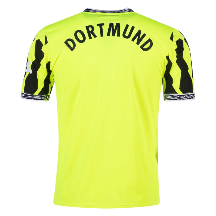 Maglia
 Borussia Dortmund Special Giallo
 Thailandia
 24-25